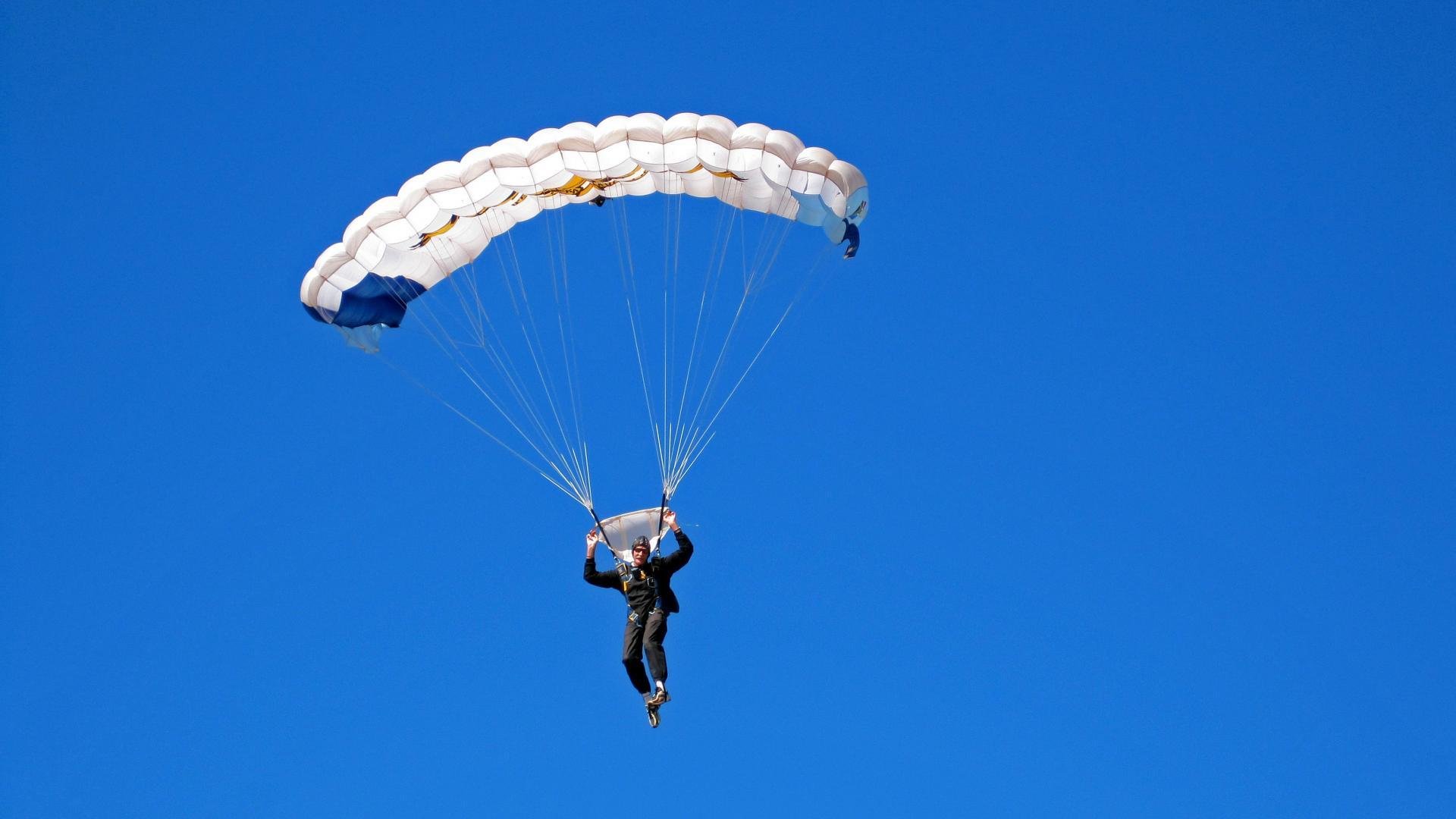 王曼昱追梦张怡宁：新一代女乒天后崛起之路