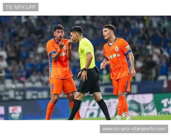 中超裁判水平亟需提升，确保比赛公平公正，中超裁判争议